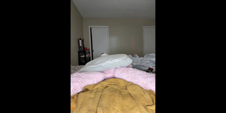 fetiche Waifumiia WaifuMiia Teas en Couch en Video de Sextape Vaporoso