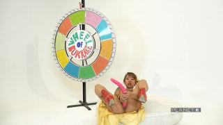 America Bukkake Live #1 – Lauren Phillips, Layla Price, Kimberly Chi, Quinn Quest - [MILF porn]