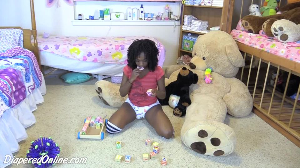 DiaperedonlineIris Iris Playing on Floor