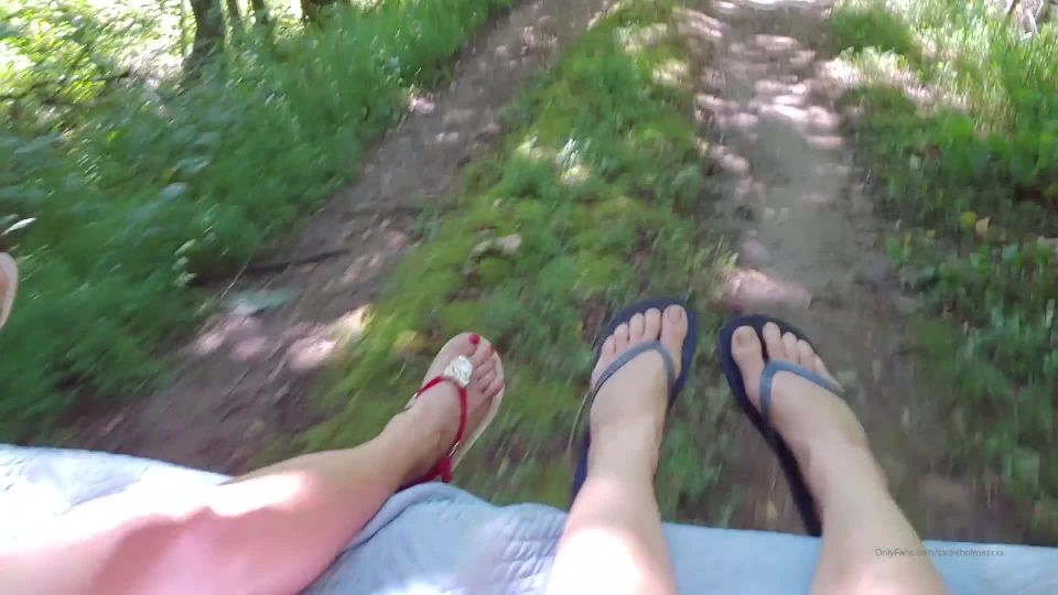 Sadieholmes 18-11-2019 Me My Girl Like To Get Dirty. Look At These Hot Feet - (Webcam)