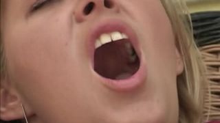 Women In Control, Scene 5