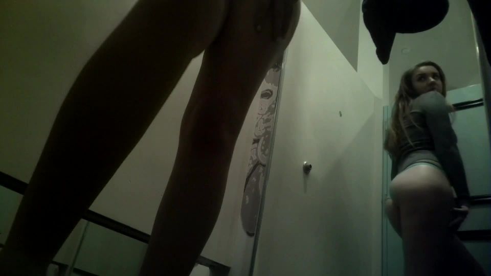 gratis porno clip 24 vestidor 3199  cámara oculta  webcam