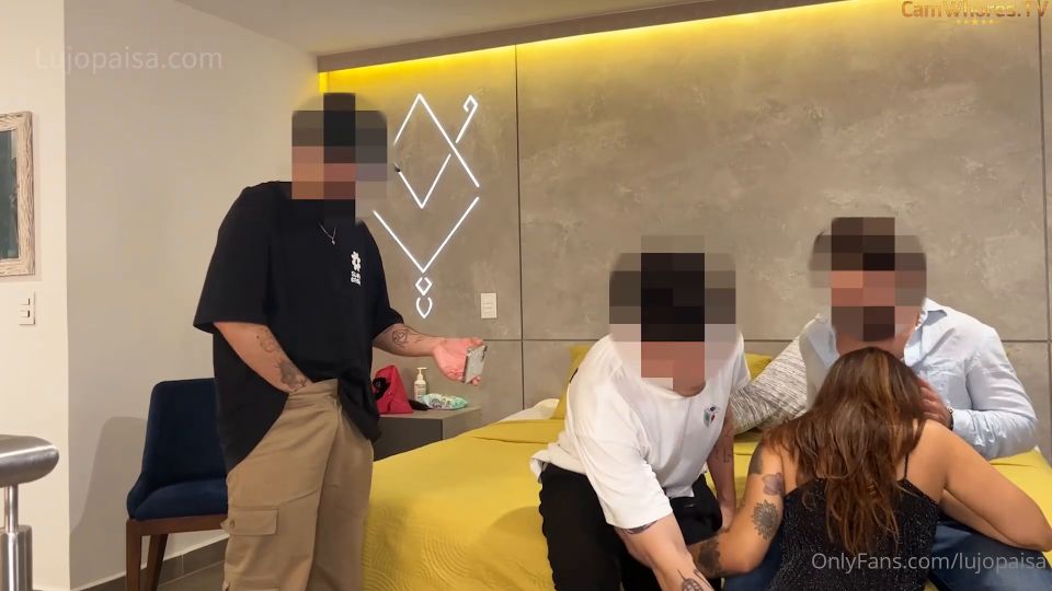 LujoPaisa DE A la mierda dos grandes pollas en frente de marido solofans (porno duro)