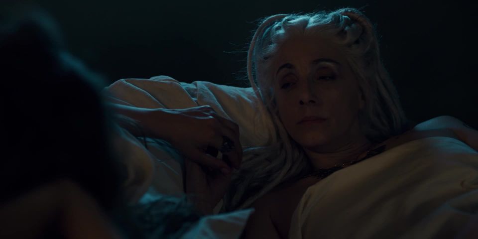 Lucrezia Guidone, Manuela Mandracchia - Luna Nera s01e02 (2020) HD 1080p - (Celebrity porn)