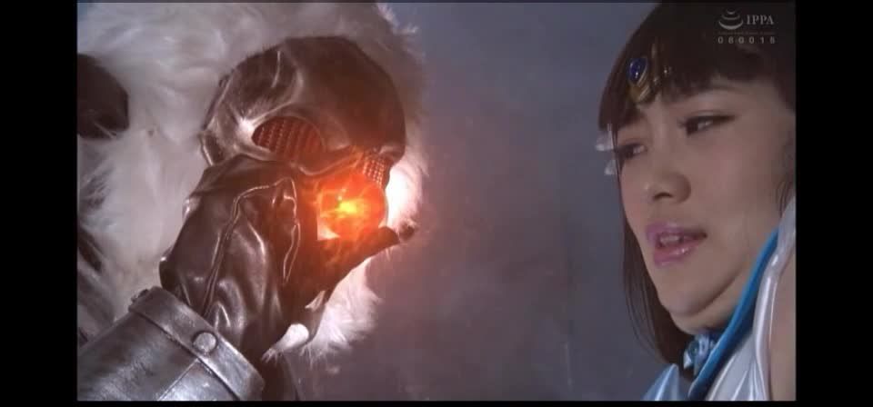 TBB-85  –  Arisu Shiina - japonés