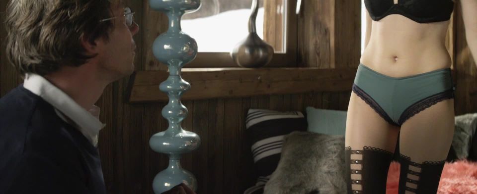 Sara Forestier – L’amour est un crimen parfait (2013) HD 1080p - (Celebridad porno)