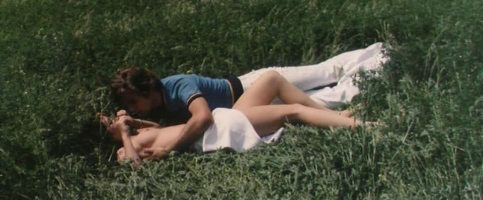 Maria Rosaria Riuzzi, Ria De Simone - Sorbole... che romagnola! (1976) HD 720p - [Celebrity porn]