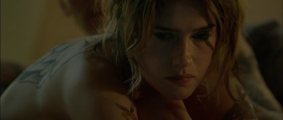 Jessica Grabowsky, Dorte Roemer, Jenni Utriainen – 8-Pallo (2013) HD 1080p - (Porno de Celebridad)