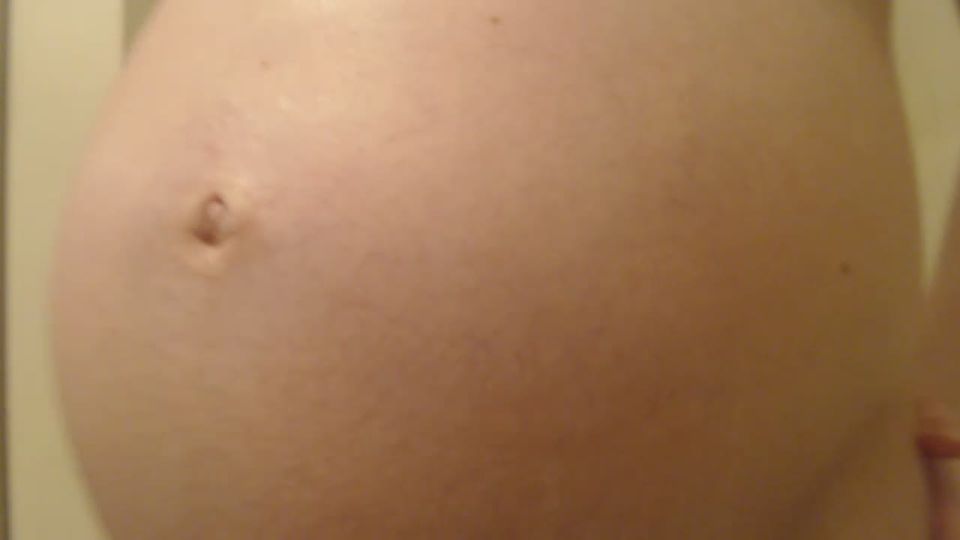 7758 Preg Belly Worship - Giantess