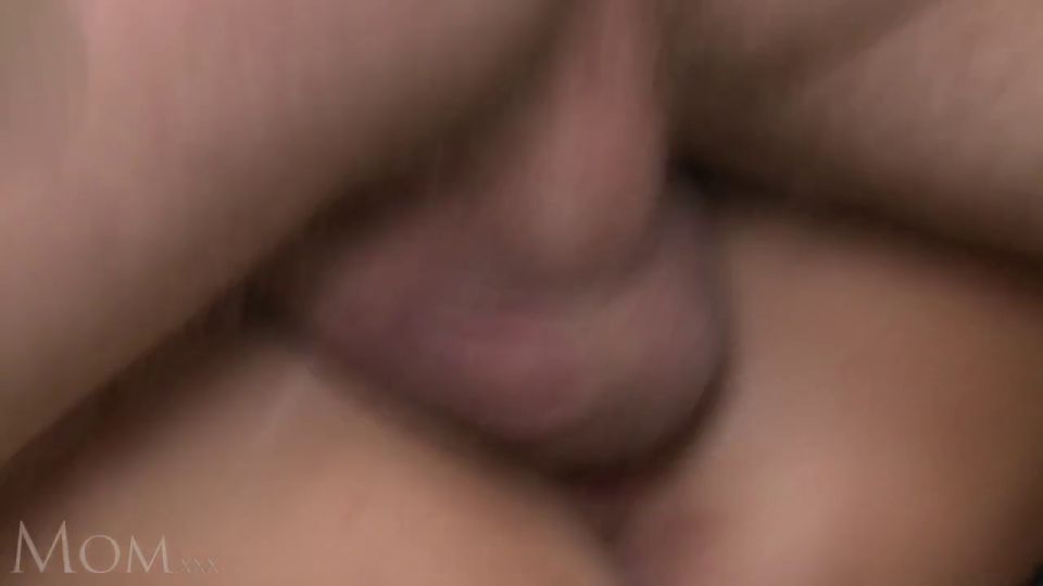 Karol Lilien Más que suficiente mujer (porno MILF)