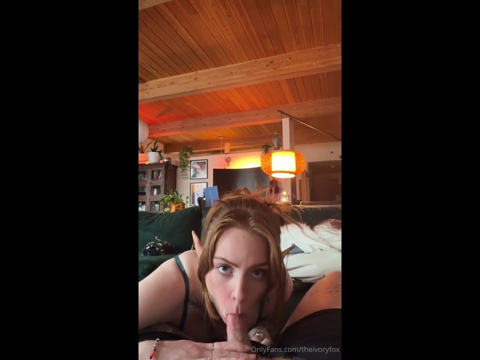 Elfo Elfo Ivory Fox se pone Creampied Ivory Fox