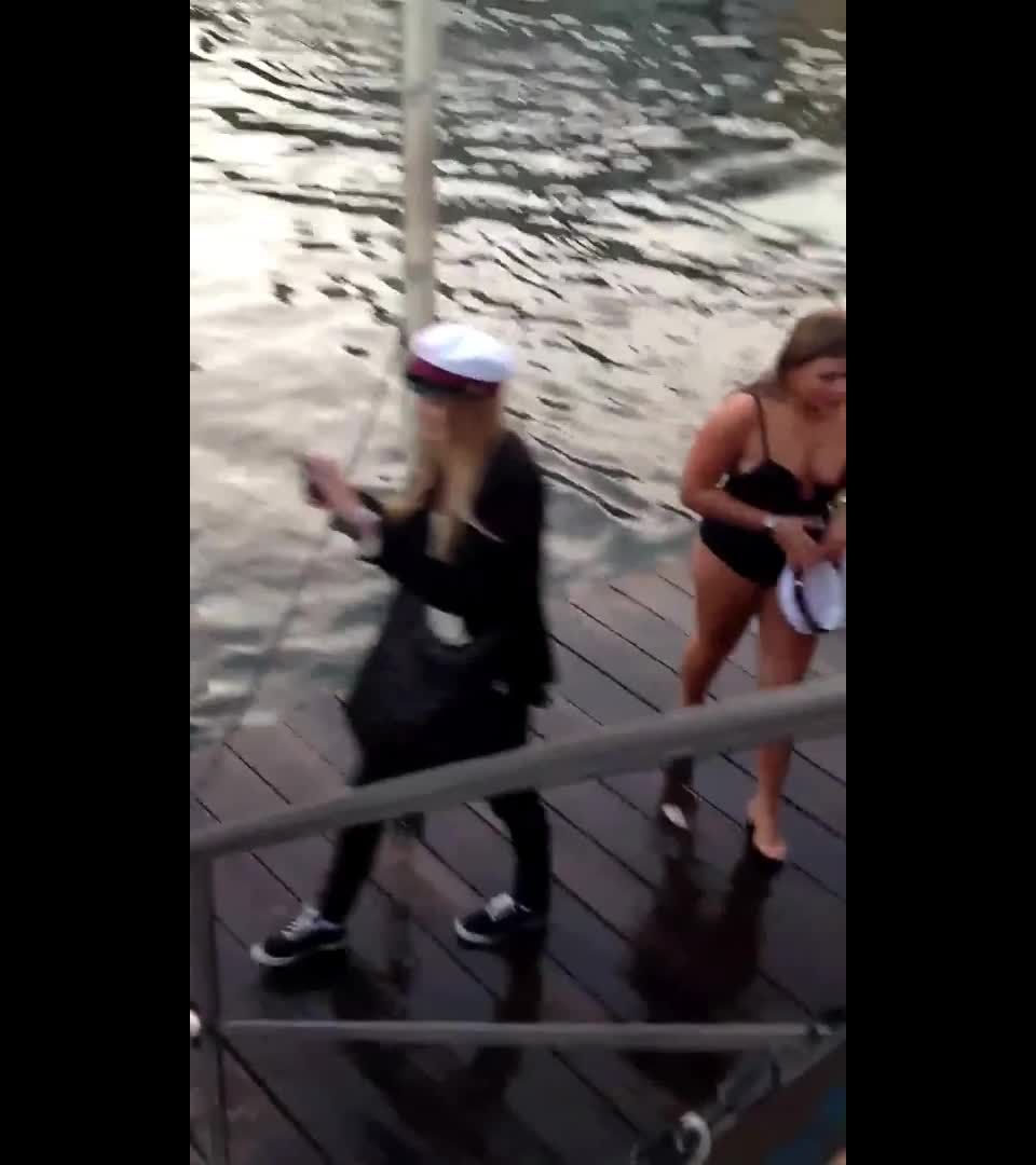 Homemade_-_Nude_Students_Girls_Hopper_In_Nyhavn_Copenhagen_08-08-2013_Telephone_camera_