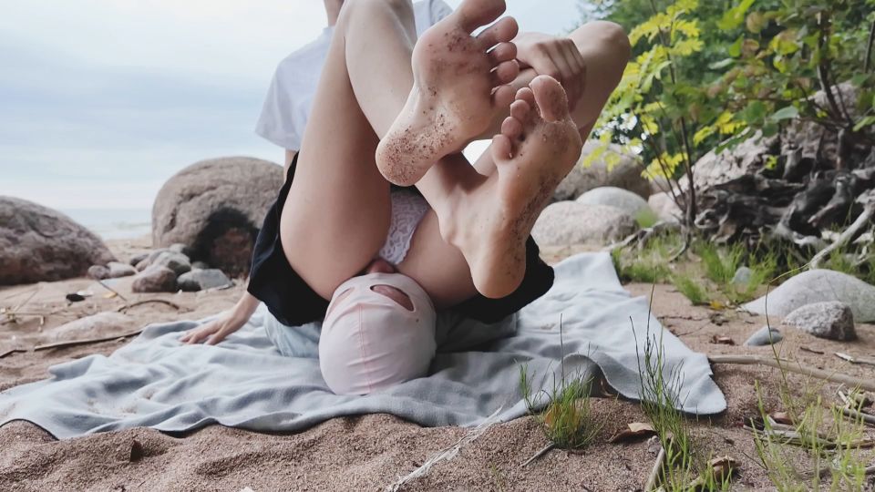 AVA KRASS: "HIS HEAD IS UNDER MY SKIRT, I'M SITTING ON HIS FACE IN A PUBLIC PLACE ON THE BEACH" (1080 HD) (2025)