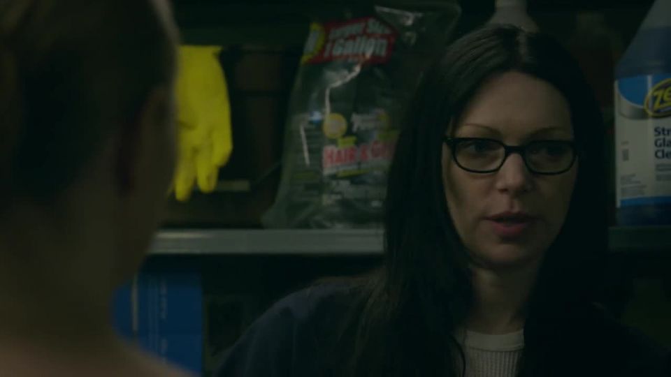 Emily Tarver, Laura Prepon, etc - Orange es el nuevo negro s07e02-10 (2019) HD 720p - (Celebrity porn)