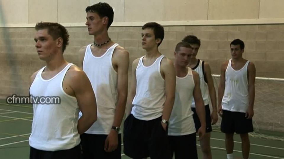 Video en línea CfnmTV – Otoño Term 3  cfnm secreto  femdom porno