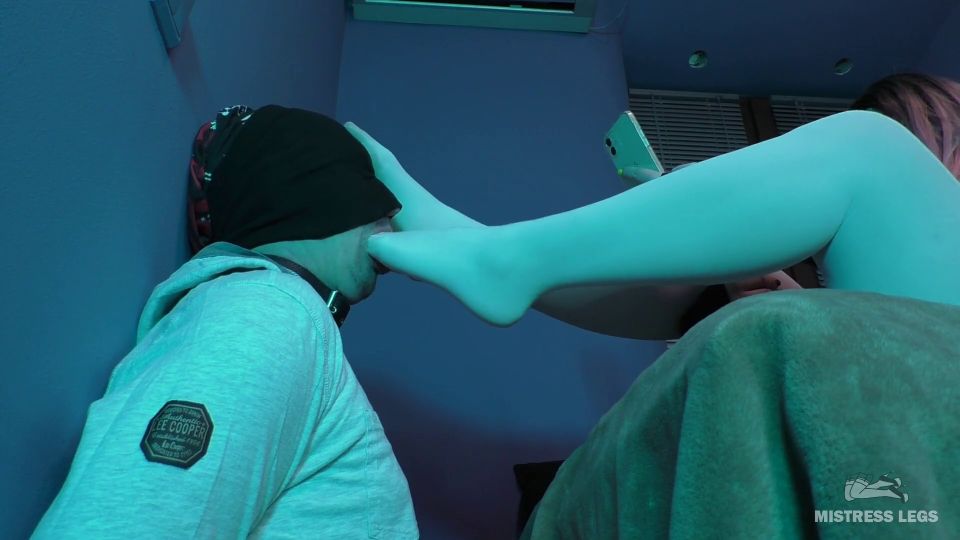 free xxx video 28 Mistress Legs – Foot Domination In Black And White Nylons And High Heels on femdom porn english femdom