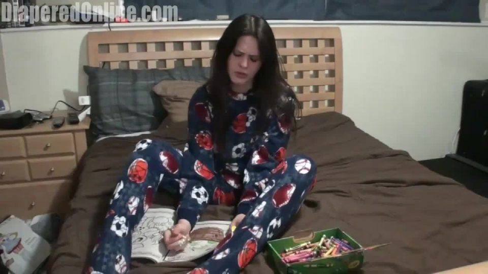 DiaperedonlineDonna Donna PJs While Coloring