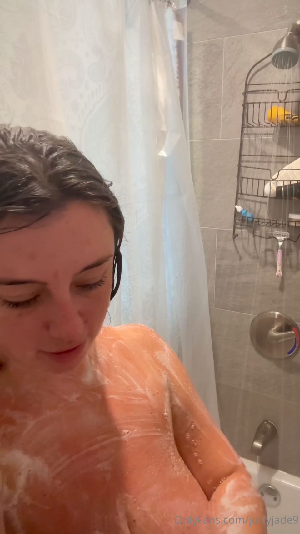 Lolosavo (juicyjade9) Hot Morning Shower PPV Onlyfans (Amateur porn)