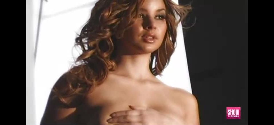 [SiteRip] ShowGirlzExclusive Rebecca SHOW 2010-1