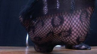 Queen Nyx - Dirty Fishnet Feet Sex Clip Video Porn Downl...