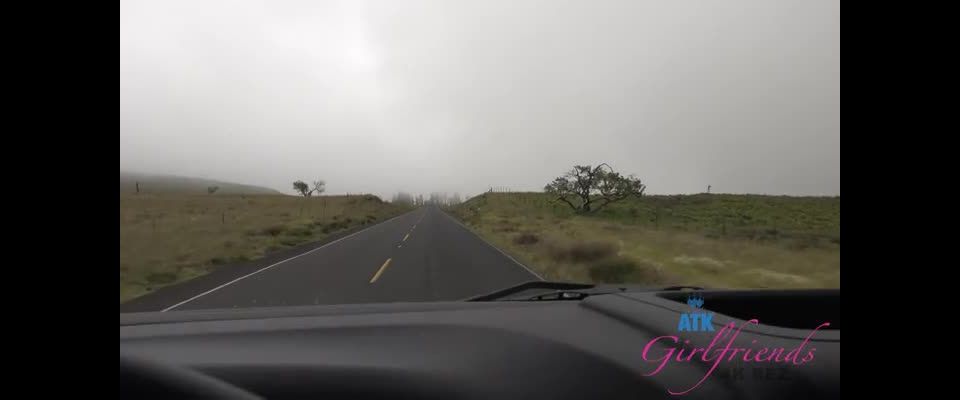 Waterfalls, trails, and hard fucking with Ariel(Hardcore porn)