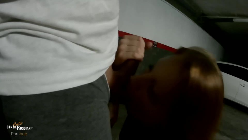 CutieGingerRussian, CutieGingerAna - POV Rusian Redhead Adolescentes Arriesgados Fuck en el parque de coches públicos - adolescentes - adolescente bastante amateur