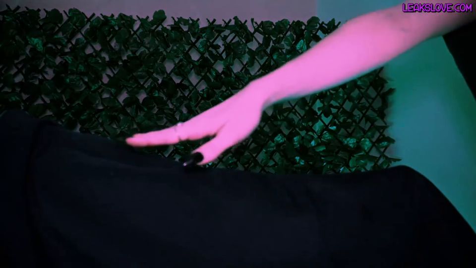 Mama Fiona – A Succubus Paradise Goddess Fiona, Mama Fiona  Virtual Sex Porn