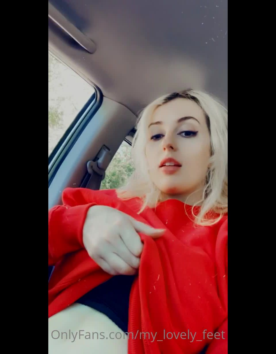 [footjob-porn.com] Onlyfans - Mistress My_Lovely_Feet_111_my_lovely_feet-21-09-2020-936150142-Dressing down in the car Leak