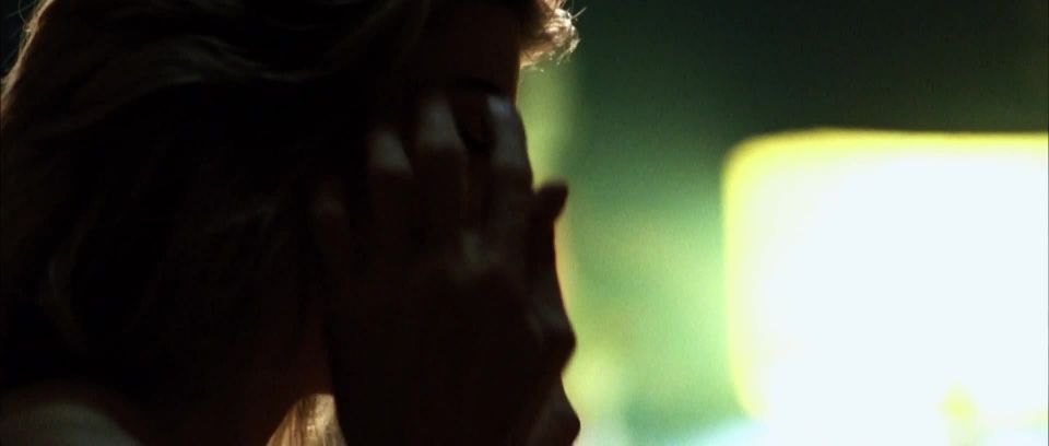 Diane Lane, Kelly O'Byrne - Knight Moves (1992) HD 1080p - [Celebrity porn]