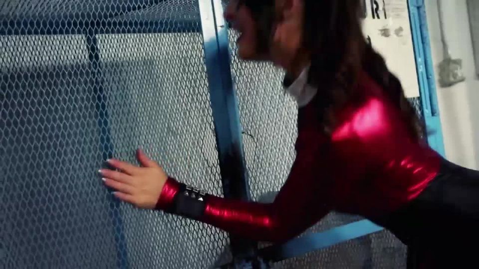 [WarAnLov.com] Distortion “Carly’s K1ttens”