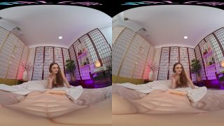 Young Bold - Smartphone VR