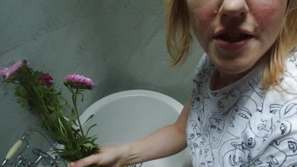 ELLY_S_BIRTHDAY_-_Thomas_Muse_-_EP11