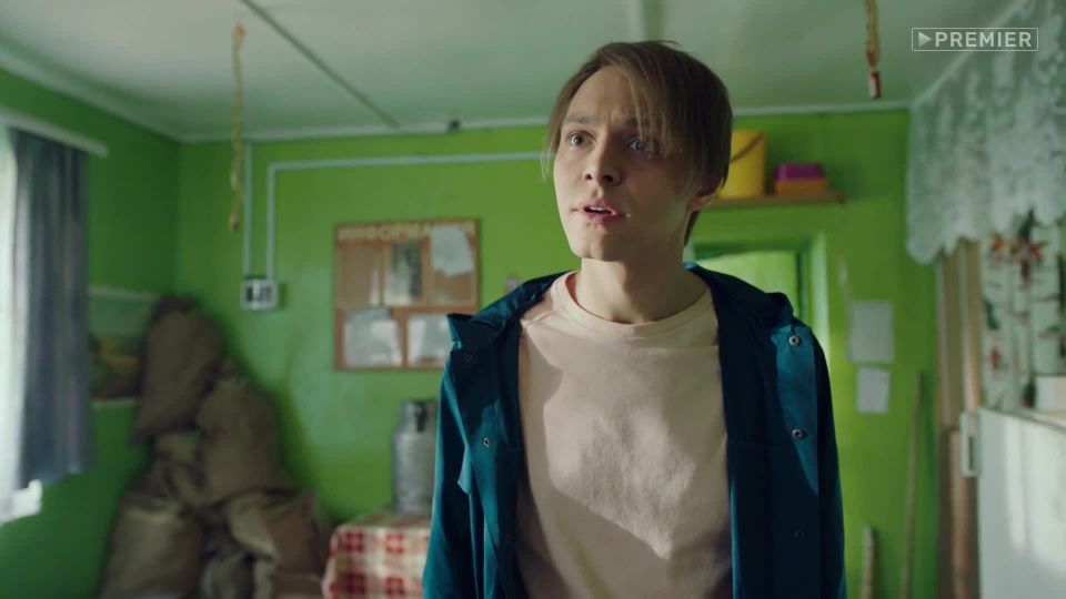 Ekaterina Stulova - Zhuki s01e01 (2019) HD 1080p!!!