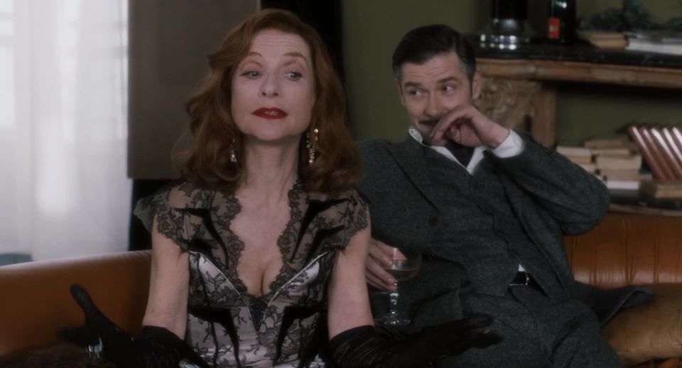 Galatea Bellugi, Isabelle Huppert - Une jeunesse doree (2019) HD 1080p!!!