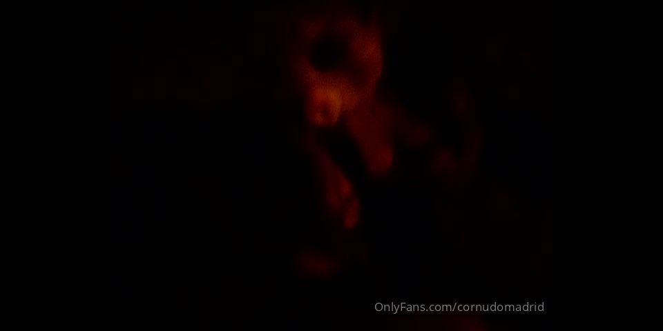 La CONEJA - cornudomadrid () Cornudomadrid - se ve un poco oscuro pero ah me tenis zampndome en mitad de un polgono la polla de 15-06-2021