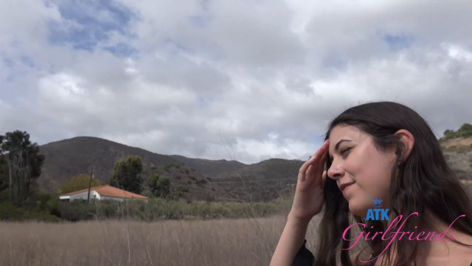 [ATKGirlfriends] Lily Winters Paradise Cove 1 [10.21.25] [1080p]