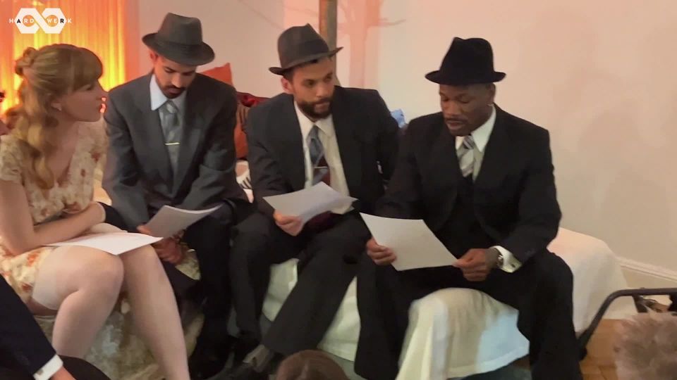 Hard Werk - Liyah Víola - Big tits