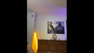 Cute Alice's Seductive Webcam Show: Solo Posing & Tease Fun