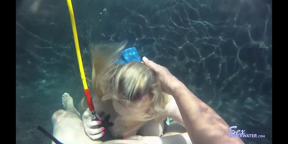 SexUnderwater e0466 Topanga Fox Gropecam Scuba Blow Job (mp4)