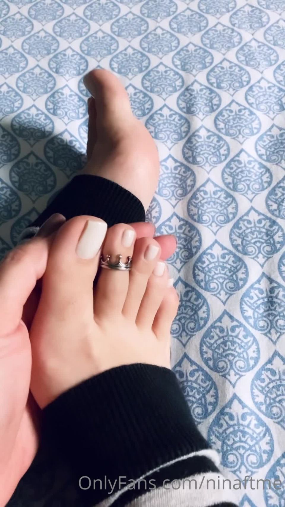 adult video clip 34 black foot fetish ninaftme 05 10 2021 2239133432 it s a bit cold here can you warm my feet, ninaftme on feet porn