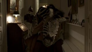 Signe Skov, Anne Sofie Espersen - Klassefesten 2 Begravelsen (2014 HD 720p - (Celebridad porno)