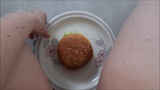 Sally Secret's Juicy PiPburger Fantasy HD 720p MDH