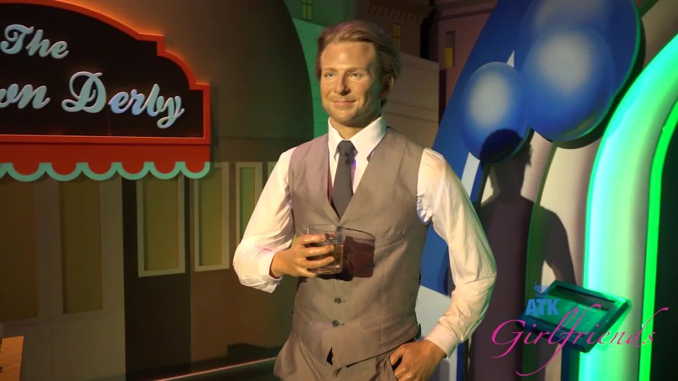 clip 9 agosto Taylor hardcore hardcore porno ATK Novias - Lily Adams  hardcore