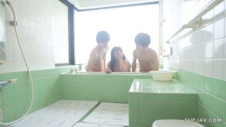 Reducing Mosaic MKMP-665 バスタイム性交日誌 親代わりである私は悩める弟たちをおっぱいと膣で包みこんでは何度も中出しをさせて励ましてあげます。 わか菜ほの