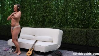 Videogirls] Raye (25.06.2019)