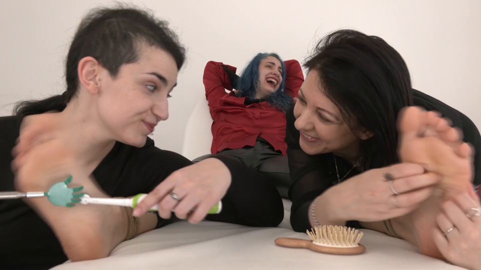 TicklingAndLaughingExperiences - The scientist' s patent.