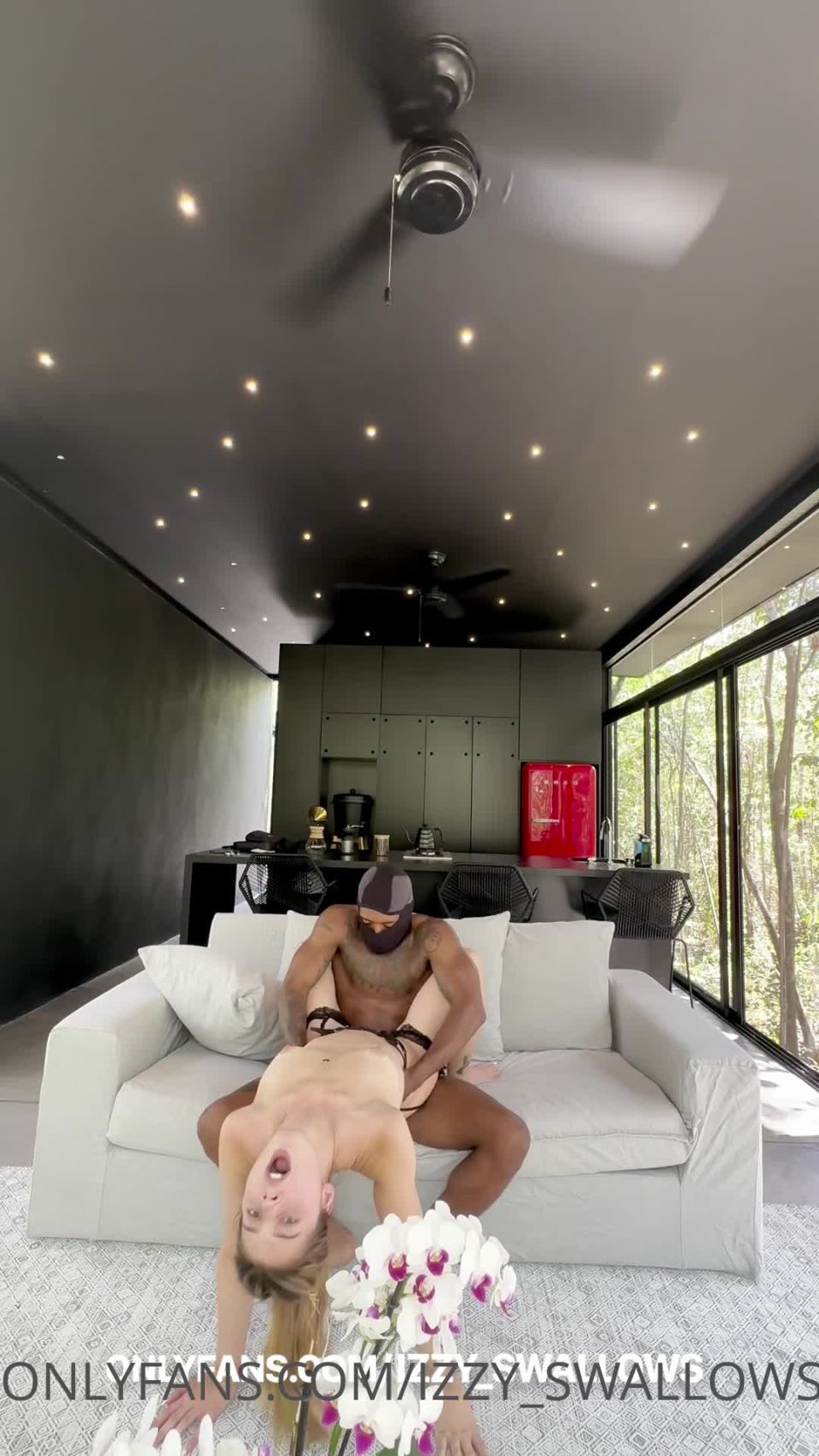 Izzy Swallows - Fuck Me in The Glass House FullHD 1080p - Teen