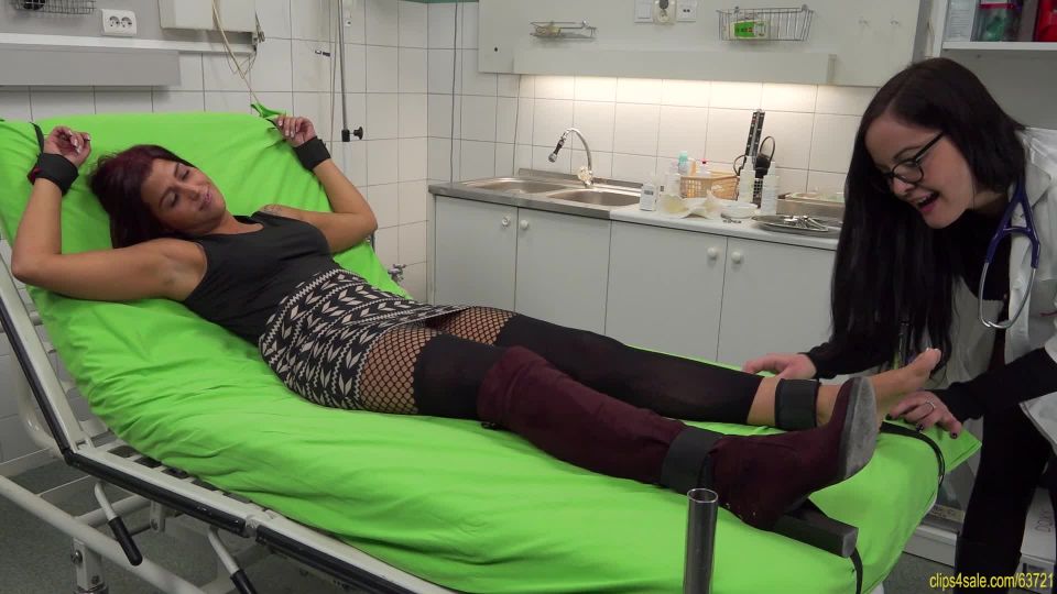 clip 33 BizarreInterrogationsFootTickle – Deborah Bad Foot Tickled to Tears at the Foot Clinic - vip clips - hardcore porn lesbian foot fetish threesome