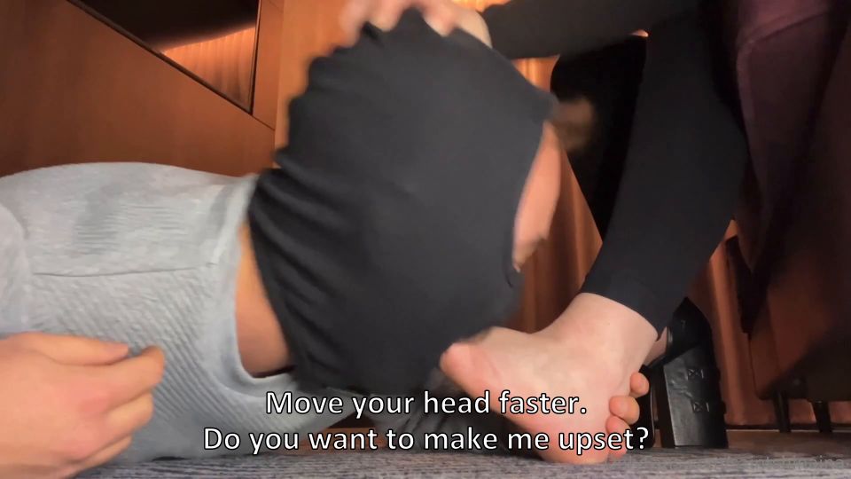 Santa Shinaina en video - Foot Siervo en el Cielo Descargar...