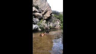 Steph en el espacio () Stephinspace - caídas en frío son mucho más fáciles cuando tienes un cachorro adorable para jugar con un 11-05-2020